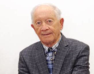 Photo of Dr.Brendan Kearney